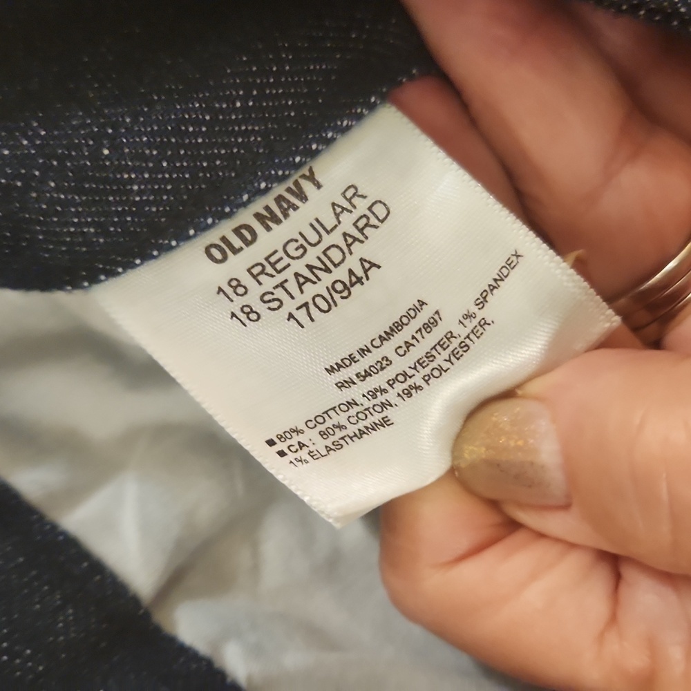 🌟 Old Navy Denim Midi Pencil  Skirt - Picture 6 of 6